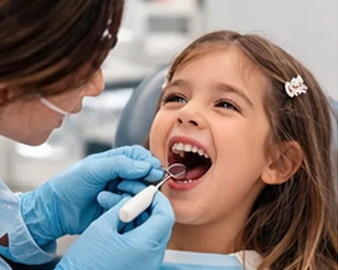 Pediatric Dentistry Treatment at PermaSmile! in Ottawa